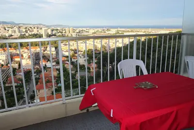 Beau 3 pièces, calme, avec vue panoramique
