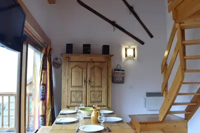 Image de Charmant 2 pièces mezzanine, 6 pers, centre Méribel, proche pistes et commerces