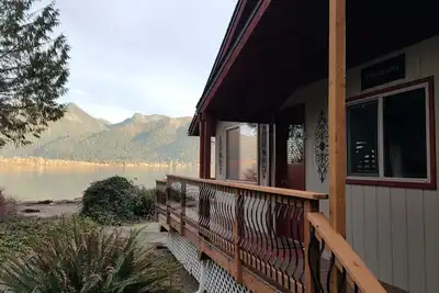 Image de Cottage Cove 'Stay & Play' Ou 'Relax & Revive'