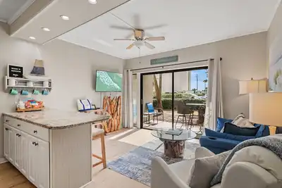 Image de Belle unité de premier étage 2 situé dans le bâtiment Penthouse!