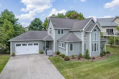 Image de Accueil de chalet et de canoë-lac Access Pet Friendly près de Wisp Ski Resort