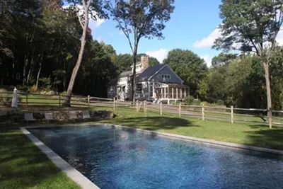 Image de Belle maison d'architecture moderne à Washington, Ct. 5 étoiles avec vidéo