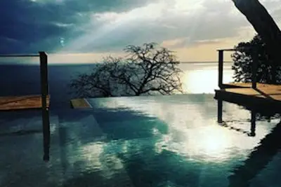 Image de Luxury ocean front house, sunset views, daily cleaning