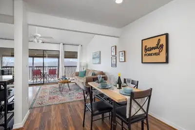 Image de Escapade romantique avec vue; près de la Ddc et de la bande de Branson