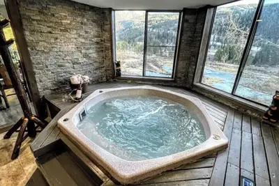 Image de ⭐Family Mtn Escape⭐ Hot Tub À L'Indoor & Foyer vue sur les pentes Keystone