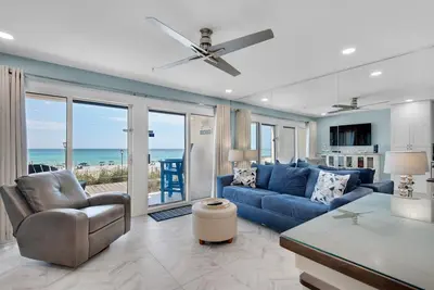 Image de Crystal Sands Gulf Front * Premier étage * Rénové!