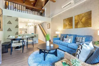 Image de Nouvelle liste! Merveilleux 2 lit / 2 salles de bain Maui Vista 2416