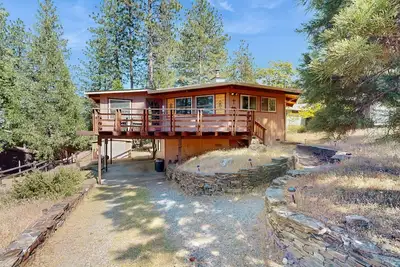 Image de Nouvelle Liste! Cabine lunatique w / WiFi gratuit, câble et à proximité de Yosemite