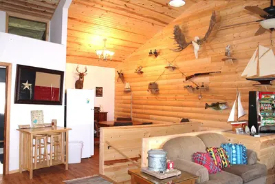 Image de Grande cabine pour réunions, réunions de famille ou chasse au canard