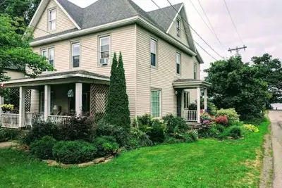Image de Maison spacieuse au coeur de Bemus Point avec de la place pour 8!