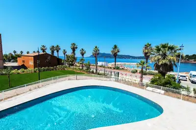 Image de Appartement avec une vue sur la mer! Proche de la plage + accès piscine