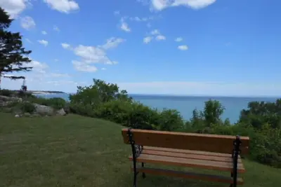 Image de Maison REMODELÉE Sur Le Lac Michigan