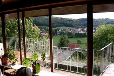 Image de Maison Luise sur Bostalsee, appartement 1: vue panoramique et grand balcon