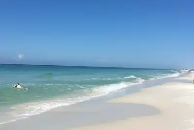 Condo 30a en face de la plage!