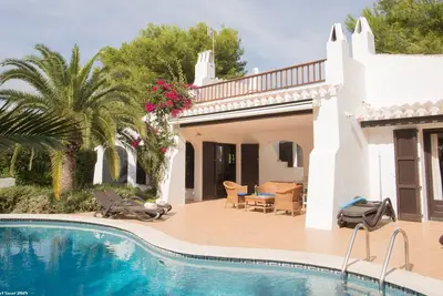 Image de Villa Menorca la mieux notée, pour 9 personnes, piscine privée, à 10 minutes à pied de la mer et du village