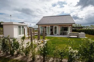 Image de Maison de vacances Zonnedorp 28, \"Het witte Strandhuis\"