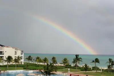 Image de Magnifique condo Mareazul Pristine Beach - Video