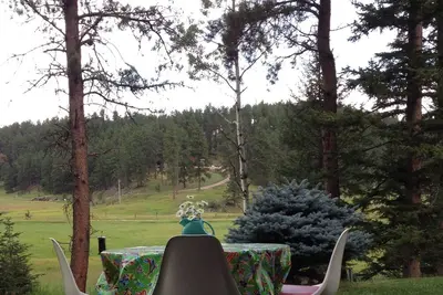 Image de La beauté des Black Hills dans un cadre calme et pratique