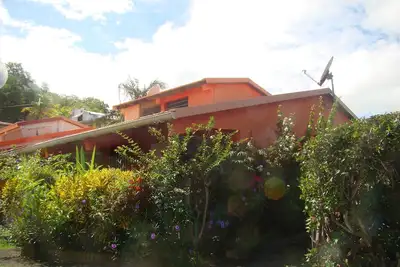 Image de Charmant bungalow à proximité immédiate de la plage, 800 m du parc la Caravelle