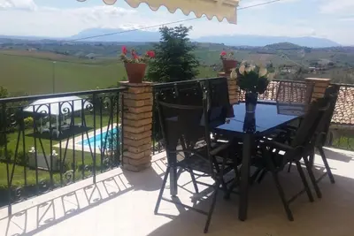 Image de Appartement de Luxe avec Piscine I Tre Laghi Sant 'Angelo
