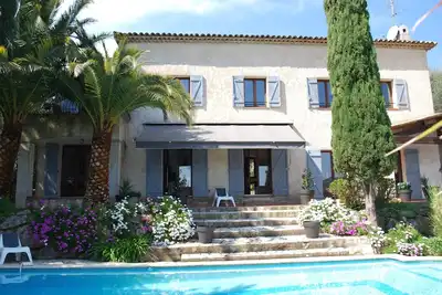 Image de Maison Provençale avec piscine à Grasse pour 4 à 10 personnes