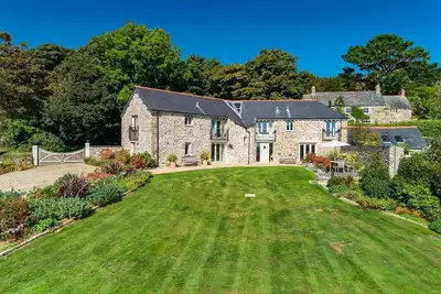 Image de Luxury Family Getaway avec une vue imprenable