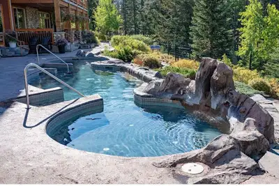 Image de Salle de jeux privée! Condo lumineux et spacieux à Banff