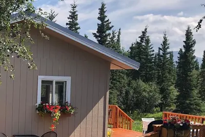 Image de Cabine privée récemment rénovée avec vue sur la montagne