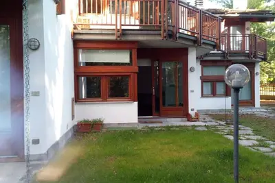 Appartement de prestige de deux pièces dans une position stratégique.