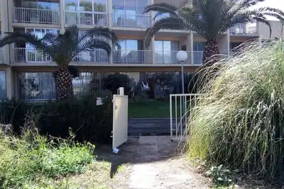 Image de Calvi : Appartement En Rez De Jardin Avec Acces Direct Plage