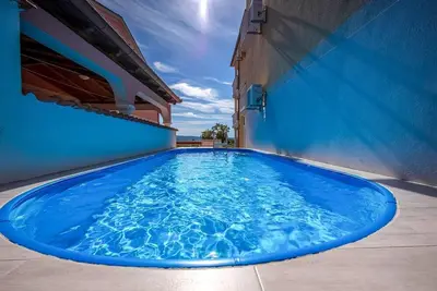 Image de Appartement calme et spacieux avec (Ogm)
