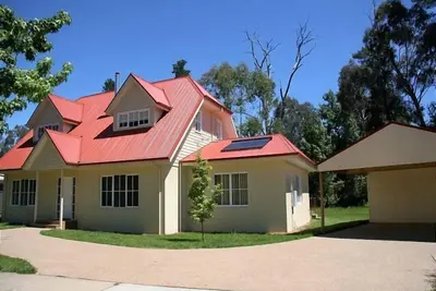 Image de Maple House - La retraite idéale pour la famille et les amis.