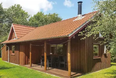 Image de Belle maison de 2 chambres à Hovborg