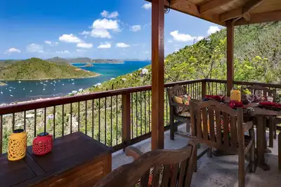 Image de Villa de luxe paisible avec une vue imprenable sur Coral Bay et les Bvi