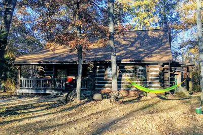 Image de LogCabin privée pour vous tout seul avec Vue sur Lac