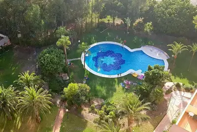 Image de Bel appartement avec vue imprenable sur la mer et la montagne