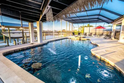 Image de Jacuzzi, kayaks, plages familiales, accès aux terrains de golf et plus encore!