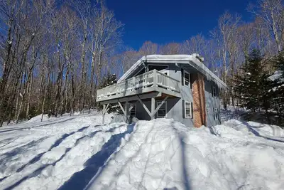 Image de Marchez jusqu'au mont. Neige - Récemment mise à jour - Concept ouvert - Vues sur la montagne