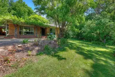 Image de 1 McFadyens Lane - Bright, Vic