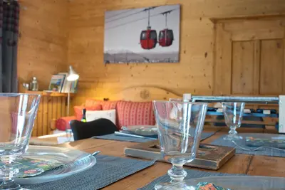 Image de Gîte cosy à la montagne, dans une nature authentique!