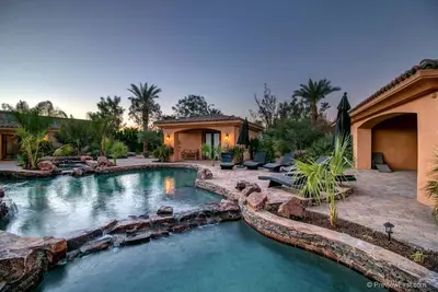 Image de -Le joyau madrilène du quartier des domaines Laguna Seca