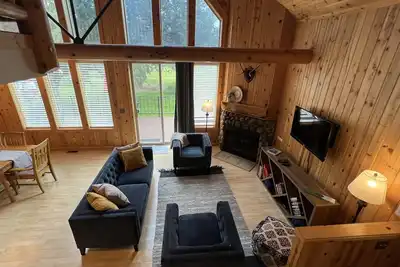 Image de Beau Chalet Sur Le Terrain De Golf Avec Hot Tub PRIVÉ!