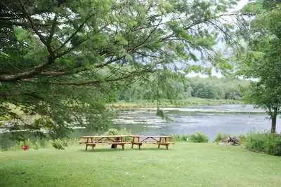 Image de Lac PRIVÉ - Escapade Poconos sur un lac tranquille