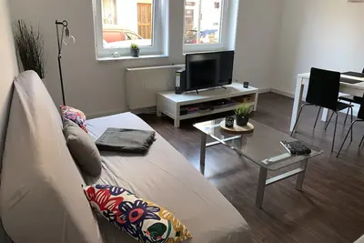 Image de Grand appartement lumineux avec 2 chambres WiFi gratuit Ă 5 minutes du centre