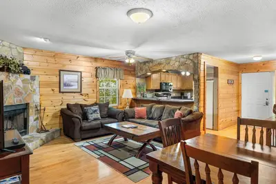 Image de Duplex acceptant les animaux de compagnie dans une communauté fermée