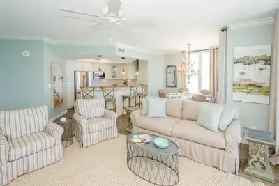 Image de Grands Offres Pour Novembre Et Decembre! ! ! Meilleure UNITÉ Dans La Zone!