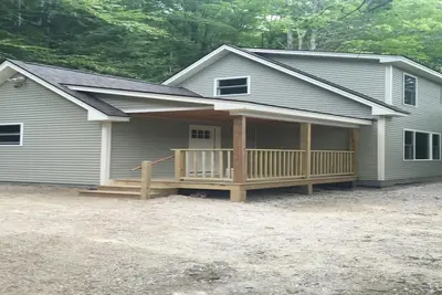 Image de Nouvelle construction 4 saisons Killington Vt Ski House sur le lac Amherst okemo