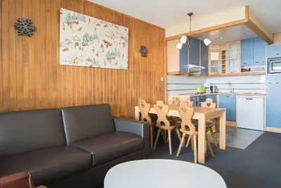 Image de 3 pièces au pied des pistes, exposé sud, 65m², 3 chambres