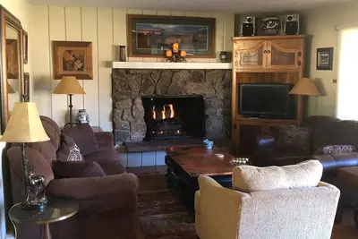 Image de Cozy, Condo charme dans East Vail, très privé pourtant proche de toutes Activites.