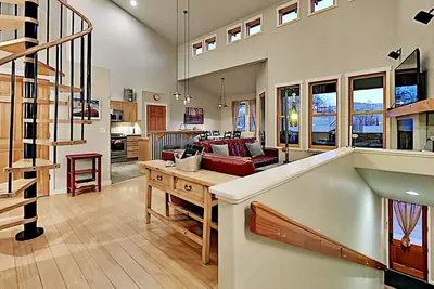 Image de Moab Springs Ranch 2br + Loft, garage pour 2 voitures, vélo jusqu'à River and Arches